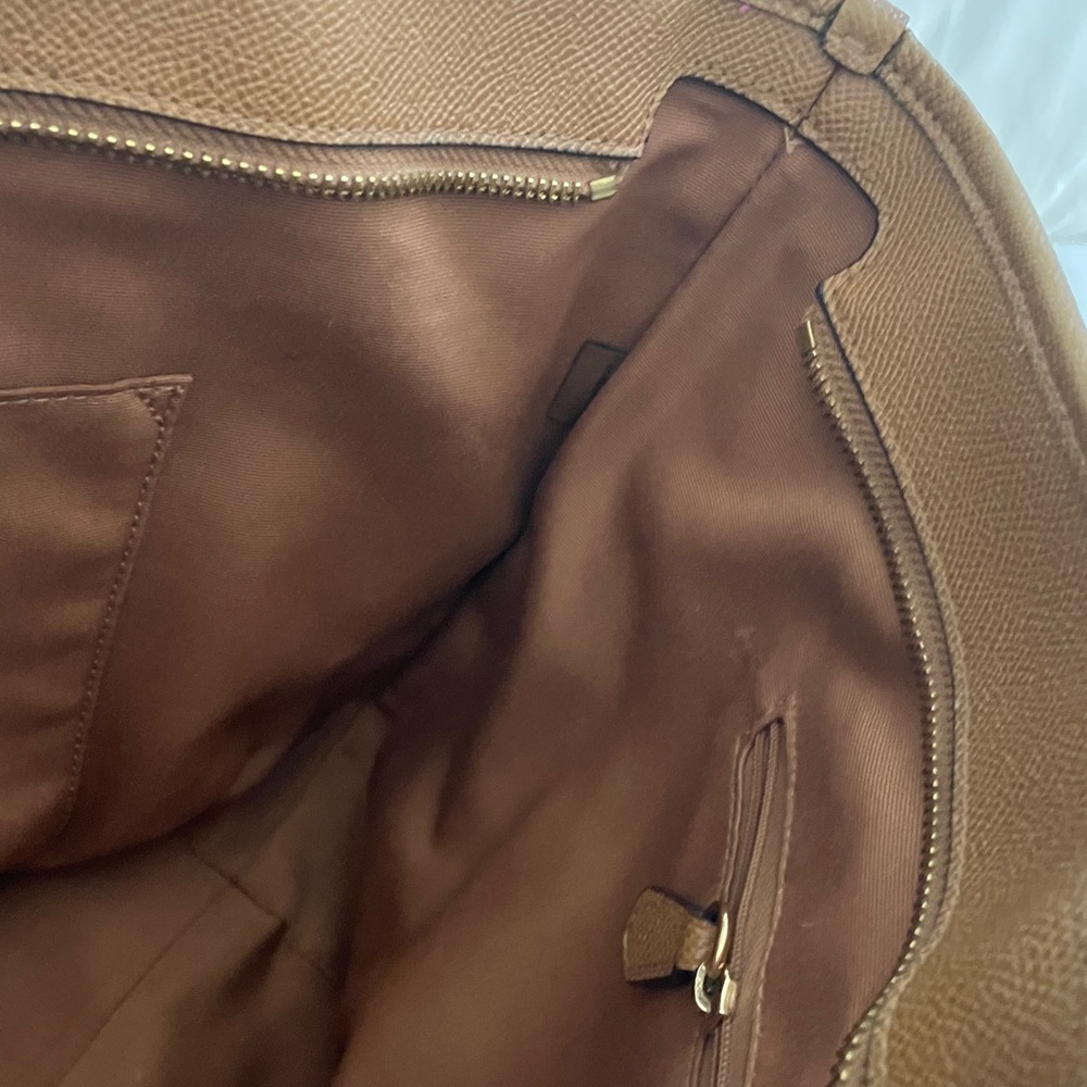 COACH City Zip Tote in Tan Leather With Matching Slim Envelope Wallet EUC - Picture 7 of 13